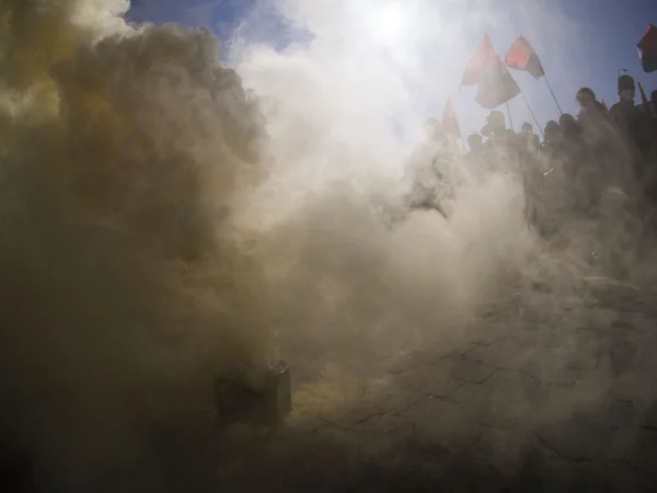 "Right sector" lit smoke bomb at CEC — Stock Photo, Image