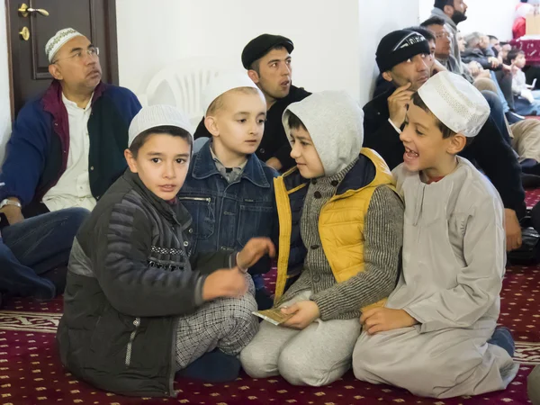 Aïd al-Adha dans la mosquée de Kiev Ar-Rahma — Photo