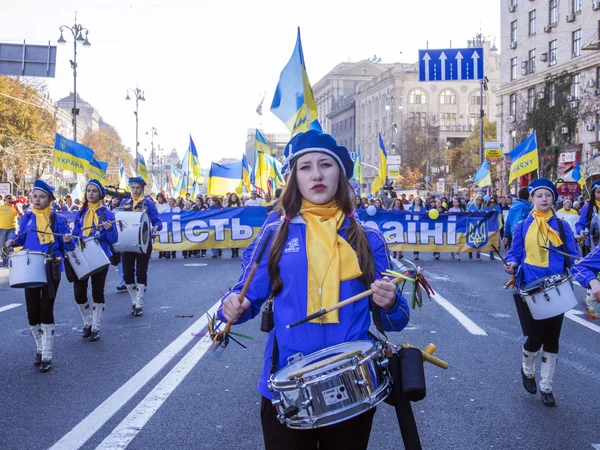 Peace march in Kiev — Stock Photo, Image