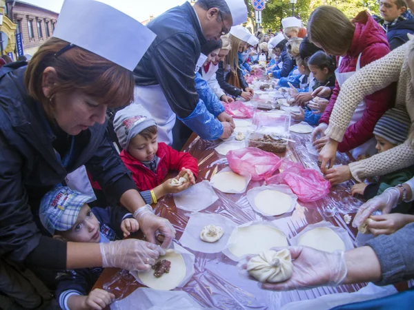 Festival van de Georgische cultuur in kiev — Stockfoto