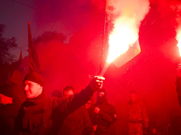 Pochod hrdinů v Kyjevě — Stock fotografie