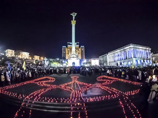Украинцы молились за мир — стоковое фото