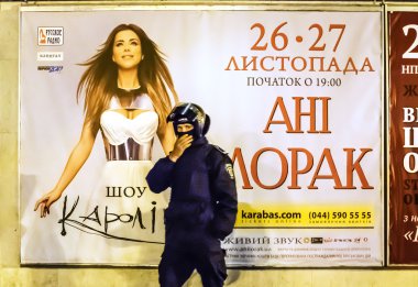 Ukrayna ultranationalists konser bozmaya çalıştı