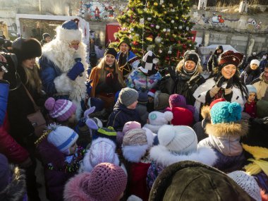 Volunteers organized Christmas holidays clipart