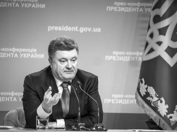 代表取締役社長 Poroshenko 年を総括 — ストック写真