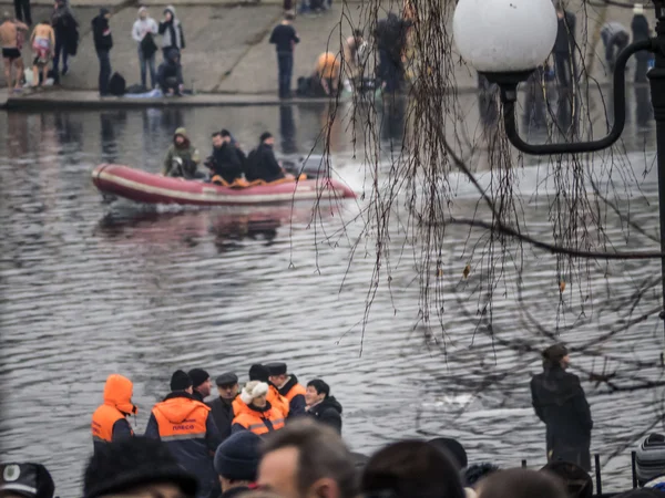 Firandet av Epiphany i Kiev — Stockfoto