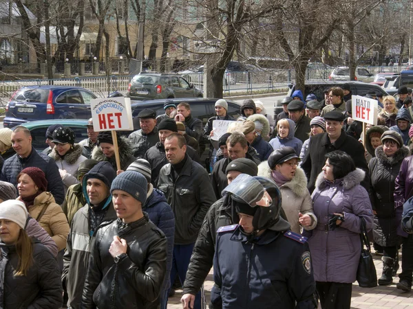 Pro-Russian march in Lugansk