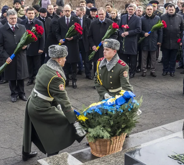 Cérémonie de commémoration des héros de Kruty — Photo