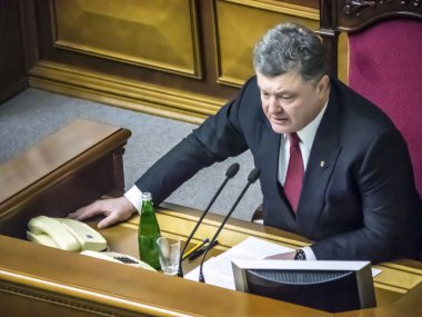 Ukrayna petro poroshenko başkanı