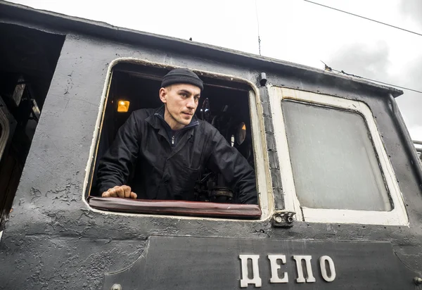 Driver of old steam locomotive — Stock Photo, Image