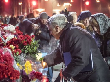 Euromaidan kurbanların yakınları