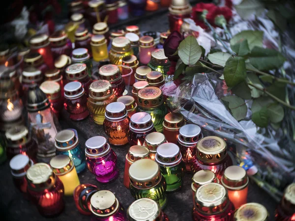 Lamps in memory of victims — Stock Photo, Image