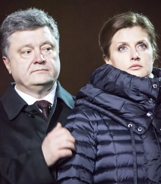 Петро Порошенко і його дружина Президента — стокове фото