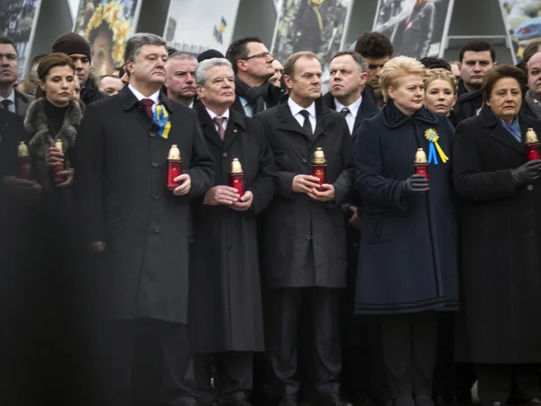 Porochenko on march in memory of perished activists — Stock Photo, Image
