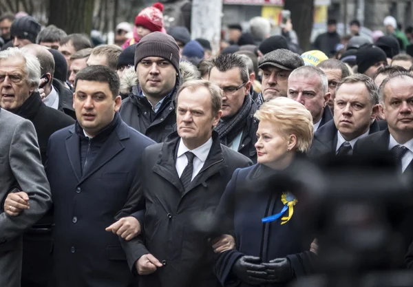 Porochenko on march in memory of perished activists — Stock Photo, Image