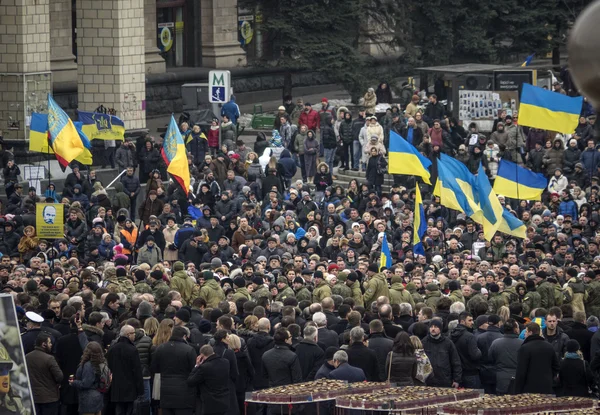 Maidan kurbanları onuruna mitingler — Stok fotoğraf