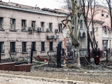 Donetsk, Ukrayna 'da tahrip edilmiş evler