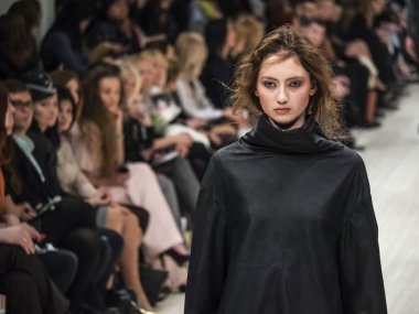 36 Ukrayna moda haftası