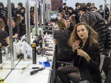 36 Ukrayna moda haftası