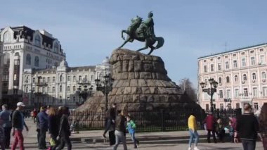 Anıt Bohdan Khmelnytsky'e