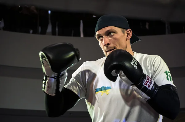 Open opleiding Aleksandr Usyk — Stockfoto