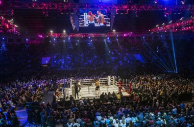A.Usyk ve A. Knyazev mücadele