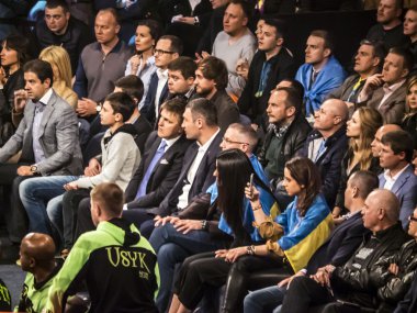 A.Usyk ve A. Knyazev mücadele