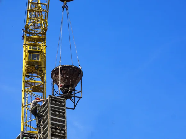 Production of monolithic structures — Stock Photo, Image