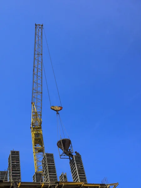 Production of monolithic structures — Stock Photo, Image