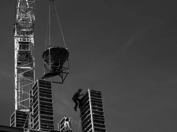 Production of monolithic structures — Stock Photo, Image