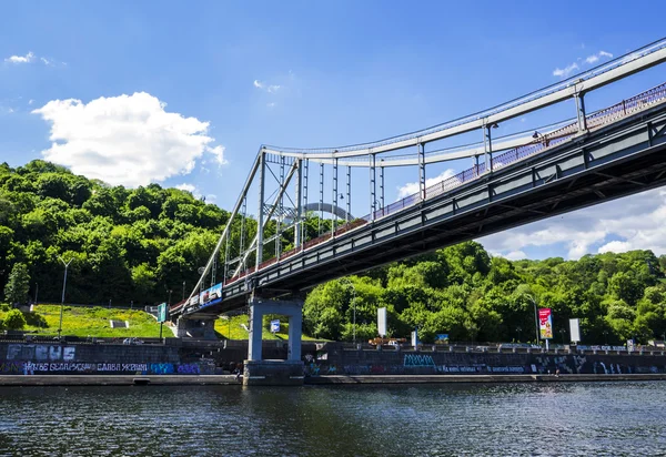 Footbridge in Kiev downtown — Stock Photo, Image