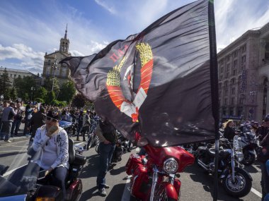 Ukraynalı bisikletçileri Kiev'de geçti