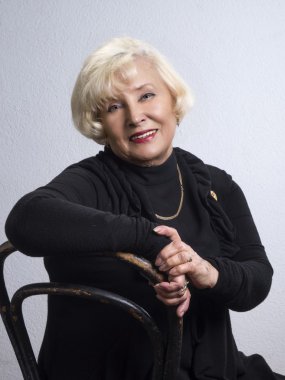 Zarif kadın kıdemli