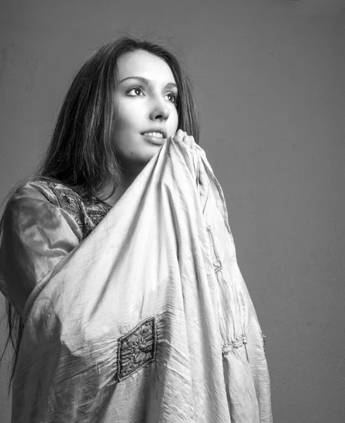 Eastern girl portrait — Stock Photo, Image