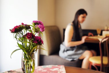 Restoran defocused, bulanık arka plan