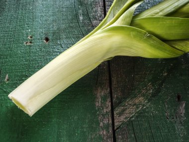 taze organik pırasa