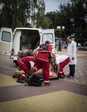 Gösterge eğitim acil doktorlar