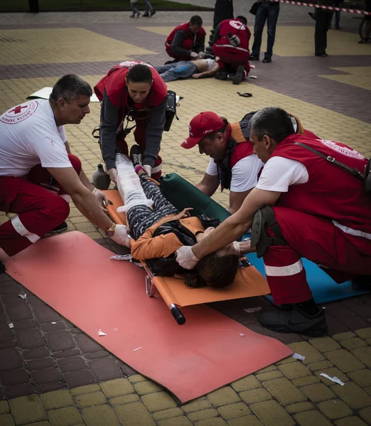 Formação indicativa de médicos de emergência — Fotografia de Stock