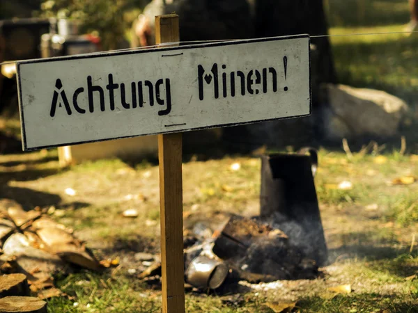 Achtung minen — Stock Fotó