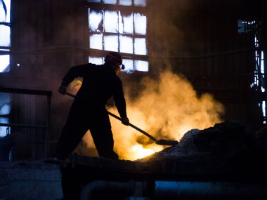 Sıcak çelik Metalurji tesisinde dökme
