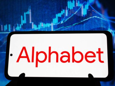 Almanya - 5 Ocak. 2026: Bu resimde, Alfabe Inc. logosu bir monitörde gösteriliyor.