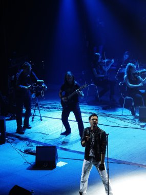 Kraliçe sonsuza kadar. Hardy orkestra ve Victor Romanchenko Kiev