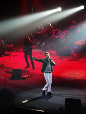 Kraliçe sonsuza kadar. Hardy orkestra ve Victor Romanchenko Kiev