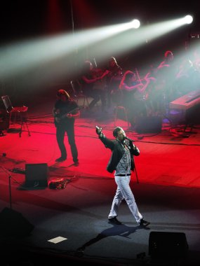 Kraliçe sonsuza kadar. Hardy orkestra ve Victor Romanchenko Kiev