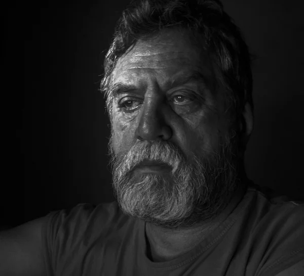 Homem barbudo de meia-idade — Fotografia de Stock