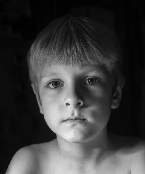 Thoughtful little boy — Stock Photo, Image