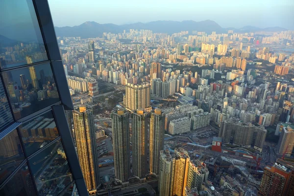 Vista de Hong Kong do centésimo andar de um arranha-céu — Fotografia de Stock