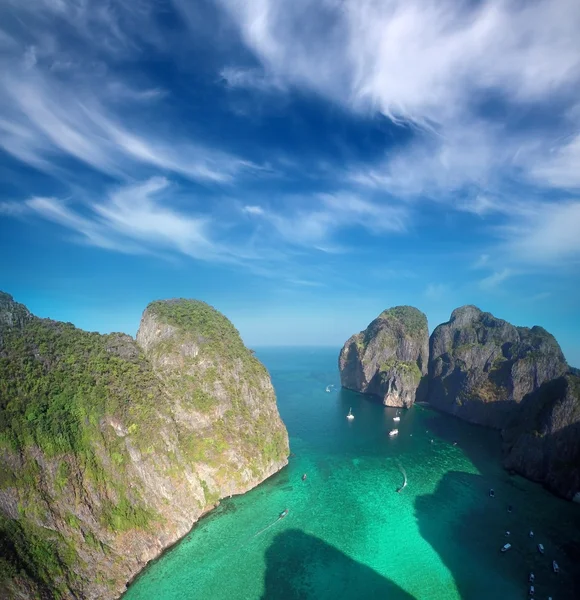 Vue aérienne sur la baie de Maya en Thaïlande — Photo