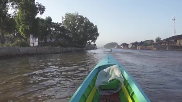 Flutuando Canal Famoso Lago Inle Mianmar Birmânia — Vídeo de Stock