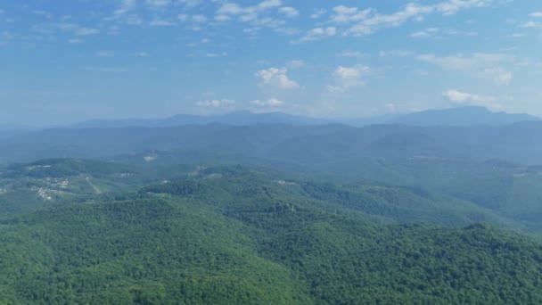 コーカサス山脈のパノラマ ロシア 空の景色4K — ストック動画